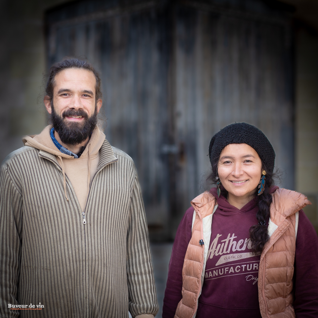 portrait-beatriz-papamija-etienne-le-blanc-clos-kixhaya, vignerons natures à Chinon, en Indre et Loire, France
