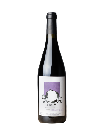 Bouteille de vin de la cuvée de Lirac Rouge du Vigneron Romain Le Bars, vigneron nature ayant travaillé au domaine l’anglore, dans le Gard