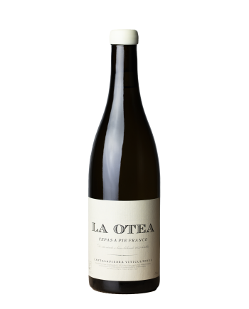 Bouteille de vin de la cuvée Otea, du domaine Cantalapiedra viticultores de Manuel Cantalapiedra, en appellation DOC Rueda, cepage verdejo, vigne franc de pied pi franco