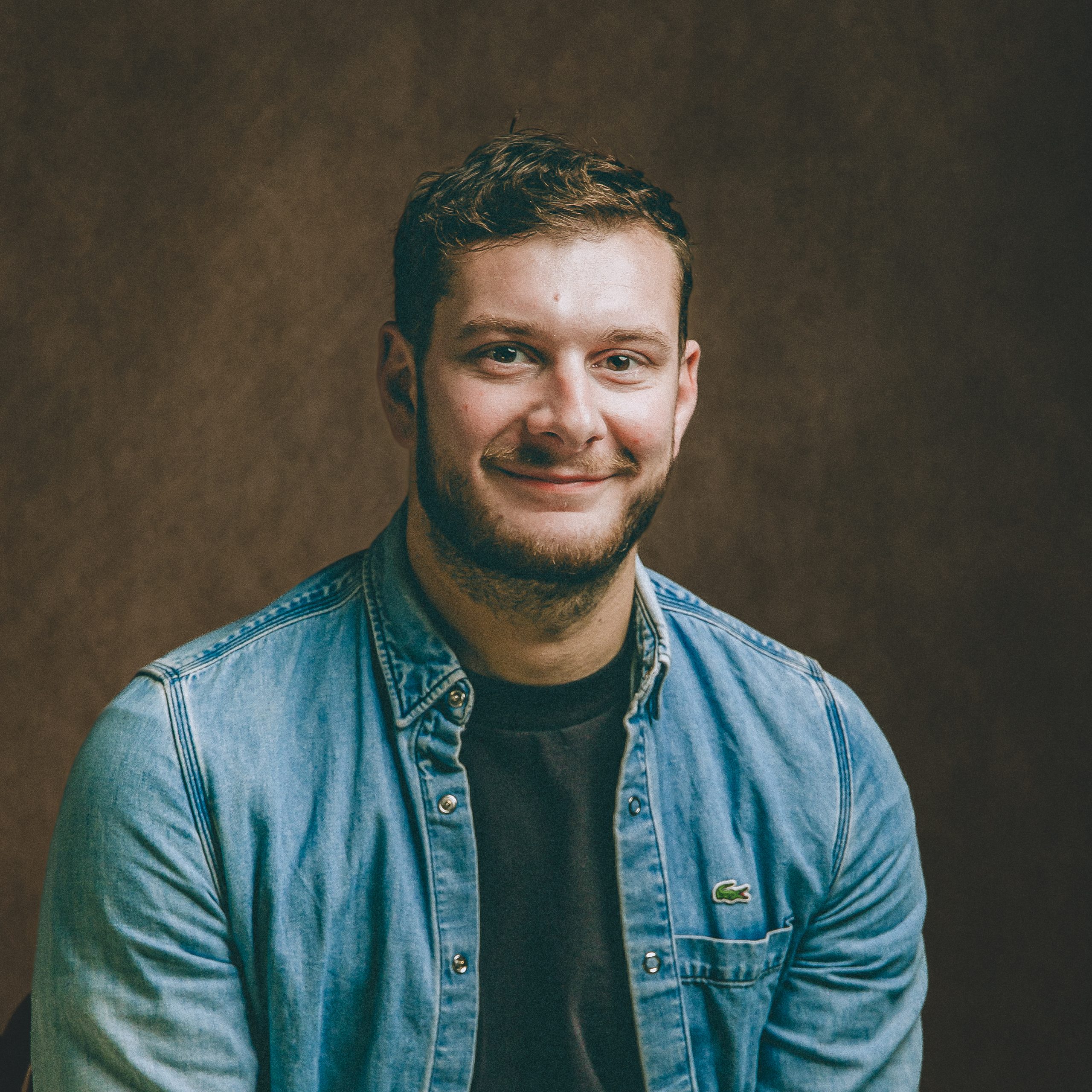 Portrait de billy Doussot du domaine champenois Doussot-Bourdot, vigneron en Champagne, dans l’Aube, dans la Cote des Bar