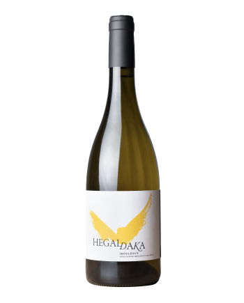 Bouteille de vin de la cuvée Hegaldaka du domaine hegaldaka du vigneron Christian Bourrus, en appellation Irouléguy