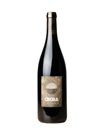 Bouteille de la cuvée de Moulin à Vent du domaine Obora d’Angéla et Hugo Quiblier, dans le Beaujolais